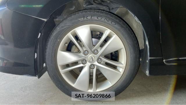 Lexus HS 2011-04 8280678-8