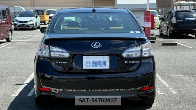 Lexus HS 2011-07 8282126-1