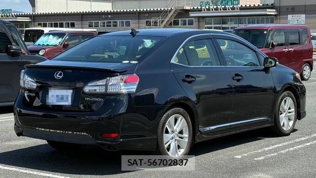 Lexus HS 2011-07 8282126-10