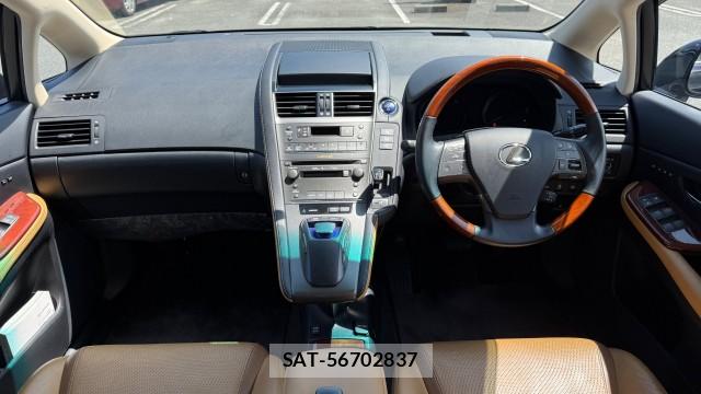 Lexus HS 2011-07 8282126-2