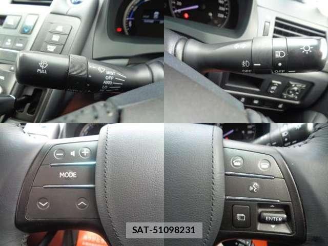 Lexus HS 2015-05 8282989-10
