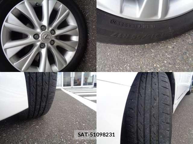 Lexus HS 2015-05 8282989-14