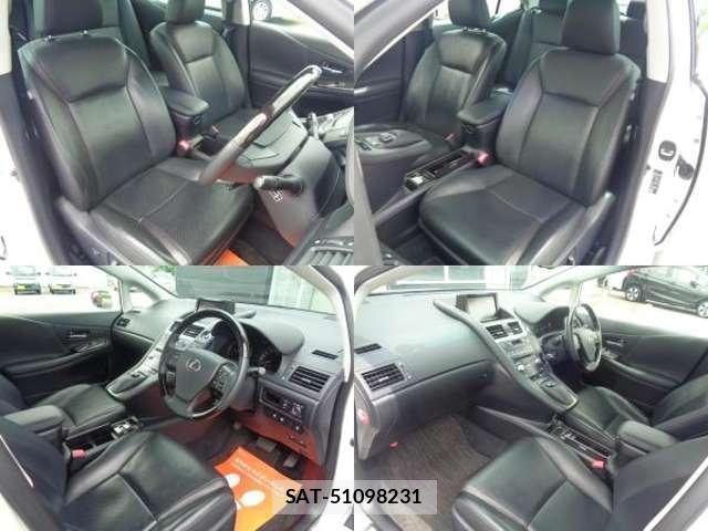 Lexus HS 2015-05 8282989-7