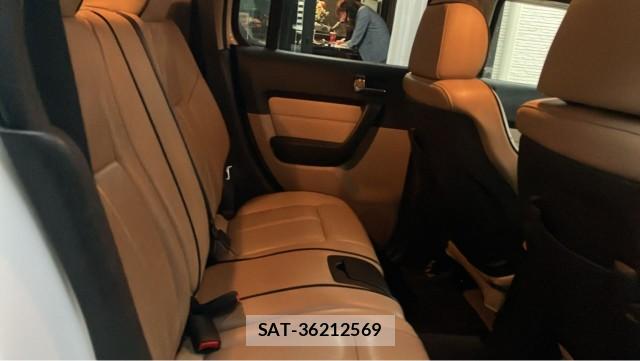 Hummer H3 2008-09 8281360-6