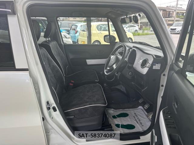 Suzuki HUSTLER 2016-11 8277772-6