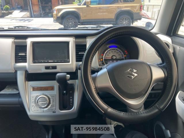 Suzuki HUSTLER 2015-08 8279129-15