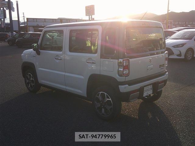 Suzuki HUSTLER 2026-07 8281217-5