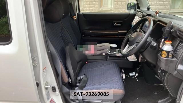 Suzuki HUSTLER 2023-01 8282329-5