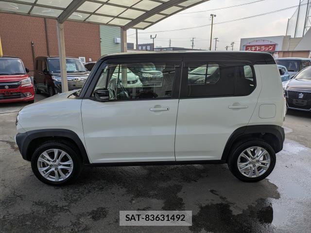 Suzuki HUSTLER 2015-06 8282693-11
