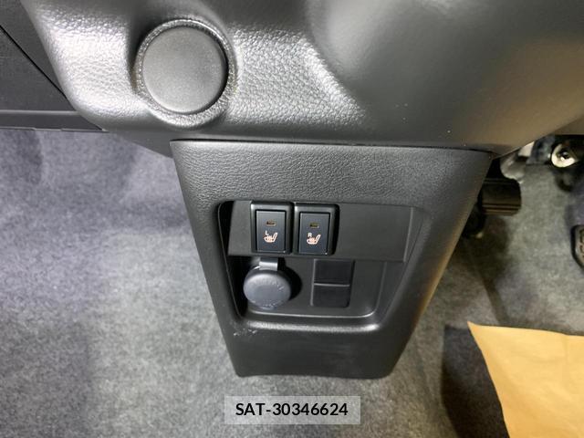 Suzuki HUSTLER 2025-04 8282740-5