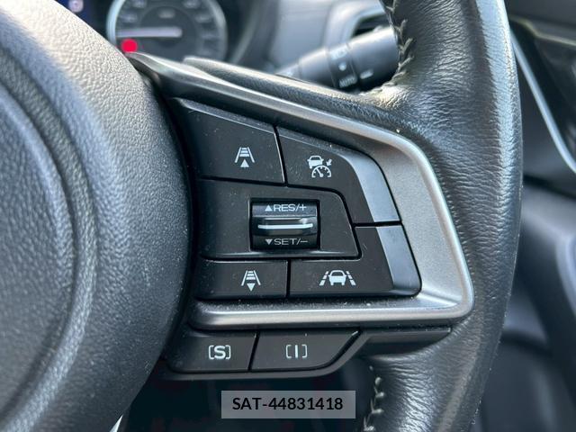 Subaru IMPREZA G4 2017-04 8284032-3
