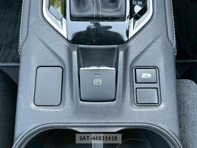 Subaru IMPREZA G4 2017-04 8284032-4