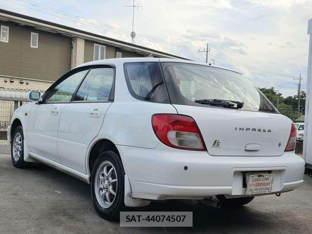 Subaru IMPREZA SPORTS WAGON 2001-07 8284111-7