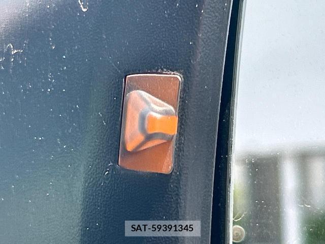 Subaru IMPREZA 2024-01 8279288-4