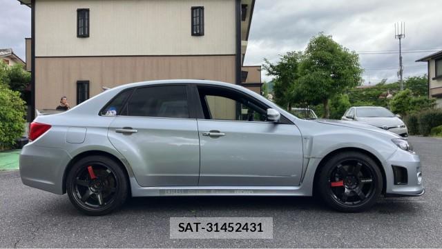 Subaru IMPREZA 2012-04 8280762-3