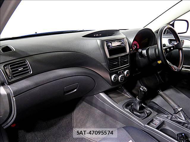 Subaru IMPREZA 2008-01 8281247-12