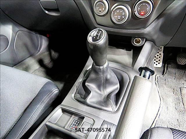 Subaru IMPREZA 2008-01 8281247-17