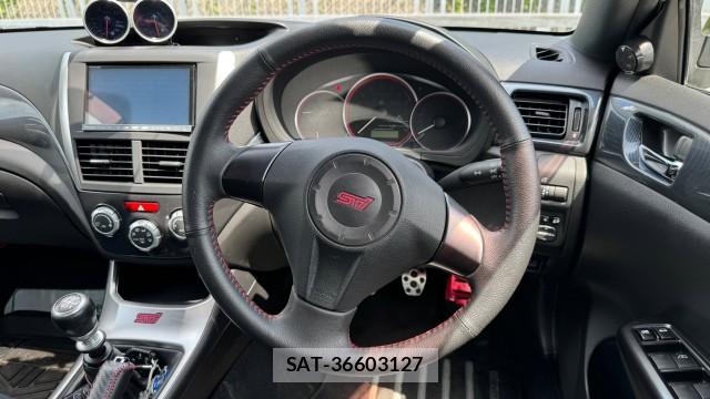 Subaru IMPREZA 2014-01 8281929-16