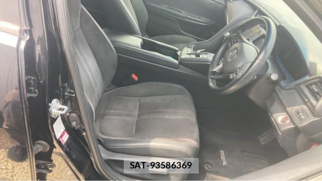 Honda INSIGHT 2018-12 8281738-5