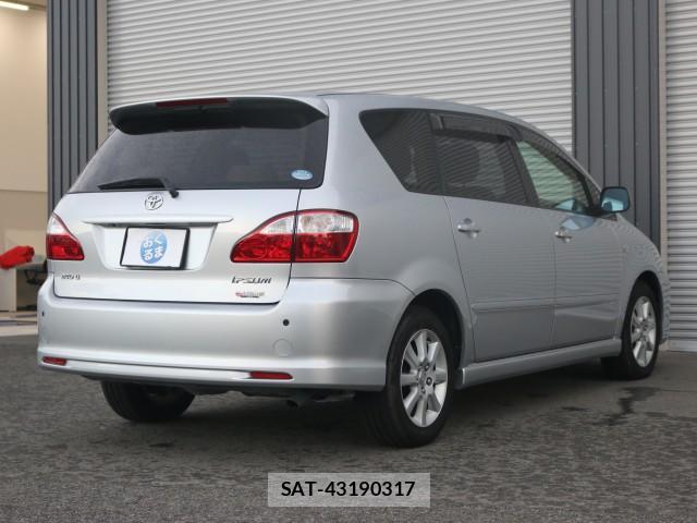 Toyota IPSUM 2005-06 8277585-13