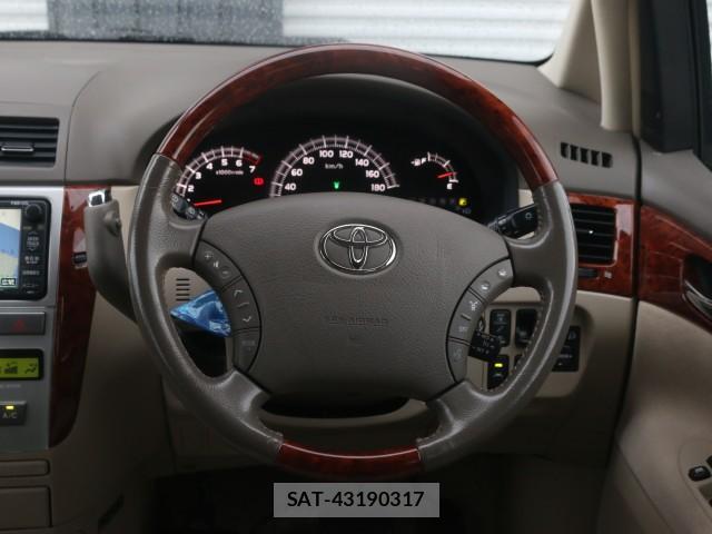 Toyota IPSUM 2005-06 8277585-17