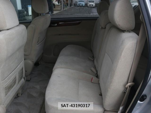 Toyota IPSUM 2005-06 8277585-6