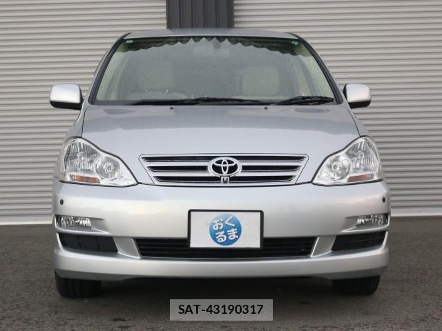 Toyota IPSUM 2005-06 8277585-9