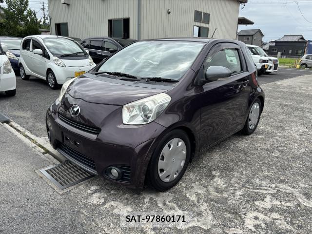 Toyota IQ 2012-05 8280351-0