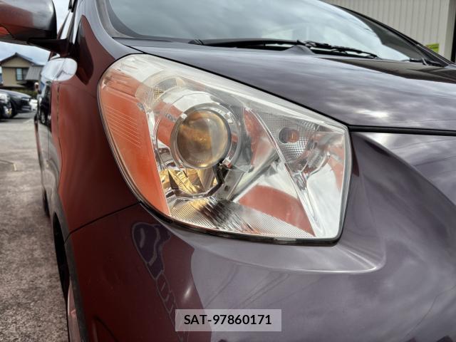 Toyota IQ 2012-05 8280351-15