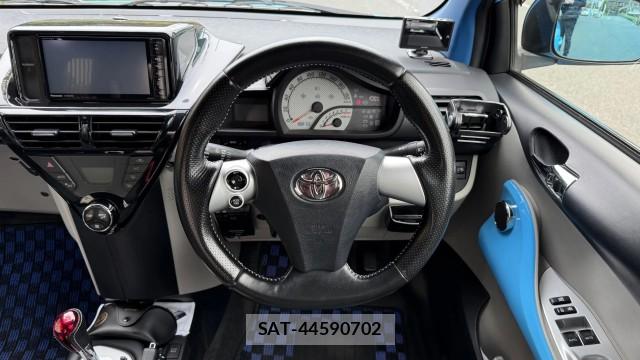 Toyota IQ 2014-01 8281895-14