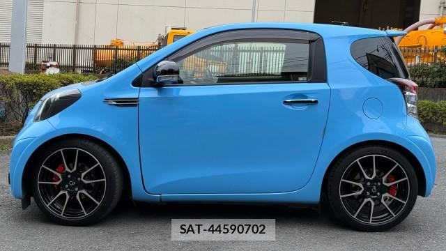 Toyota IQ 2014-01 8281895-9