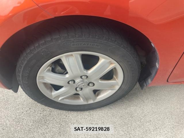 Toyota IQ 2013-07 8284270-8