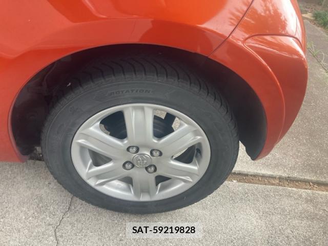 Toyota IQ 2013-07 8284270-9