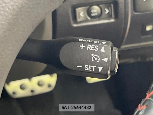 Lexus IS 2009-08 8276682-7