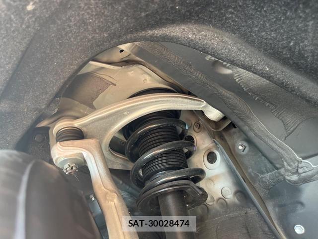 Lexus IS 2023-06 8277328-19