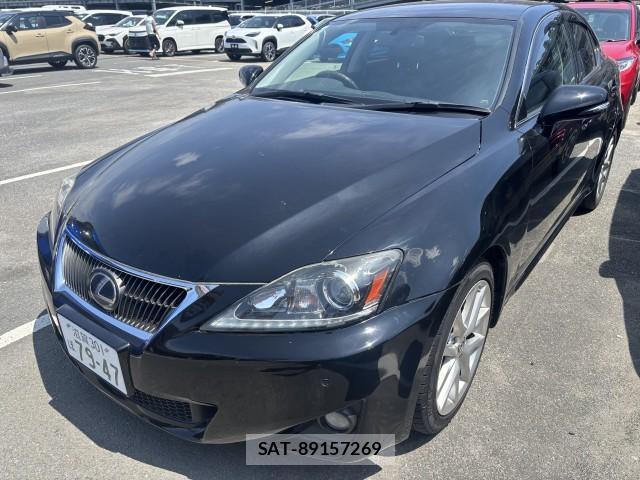 Lexus IS 2012-01 8278993-0