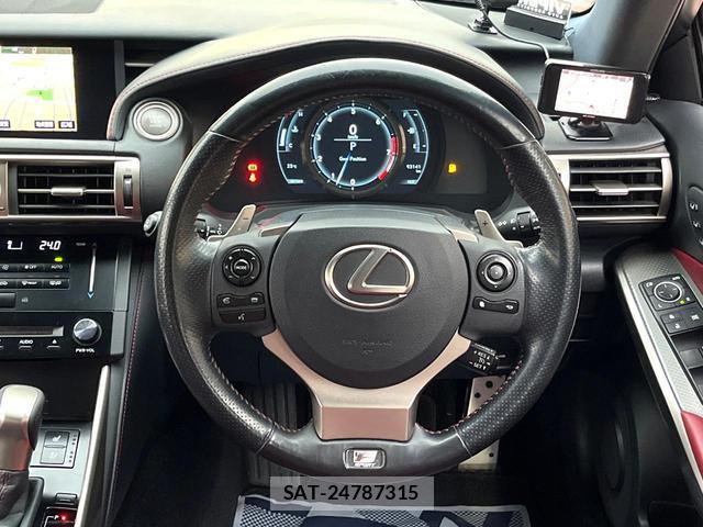 Lexus IS 2014-03 8279432-10