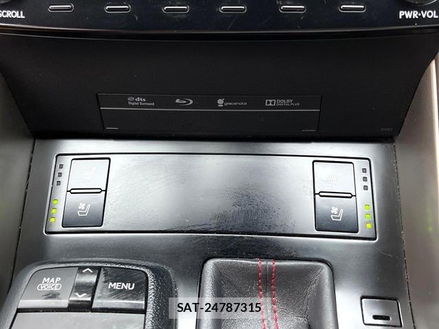 Lexus IS 2014-03 8279432-2