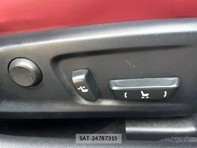 Lexus IS 2014-03 8279432-5
