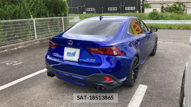 Lexus IS 2015-10 8280763-13