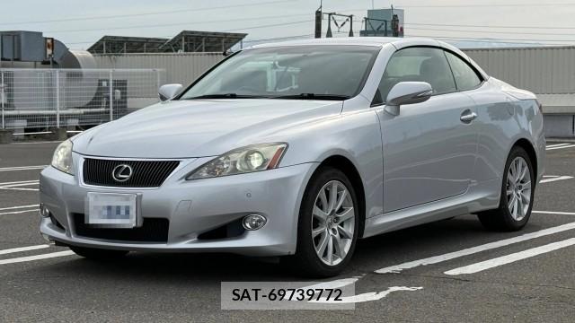 Lexus IS 2010-02 8281128-0