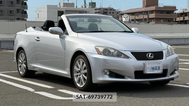 Lexus IS 2010-02 8281128-11