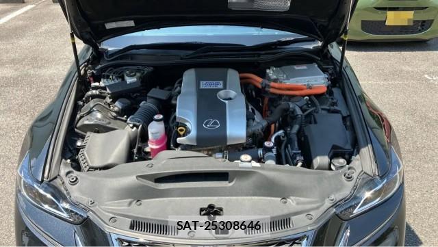 Lexus IS 2018-11 8281132-7