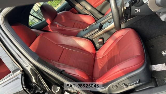 Lexus IS 2013-07 8281353-5