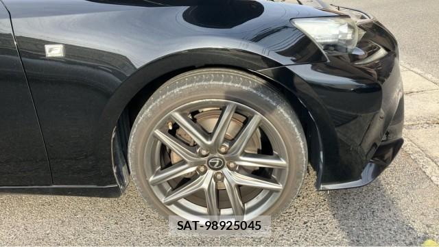 Lexus IS 2013-07 8281353-8