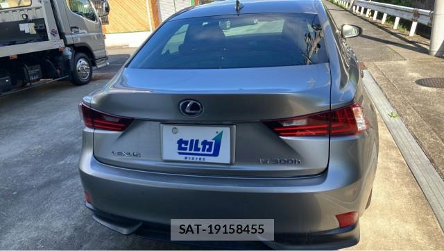 Lexus IS 2013-06 8282383-1