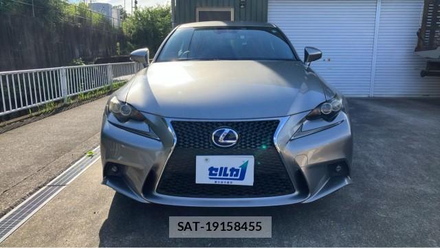 Lexus IS 2013-06 8282383-9