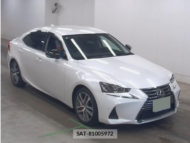 Lexus IS 2018-02 8284787-0
