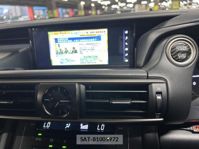 Lexus IS 2018-02 8284787-16
