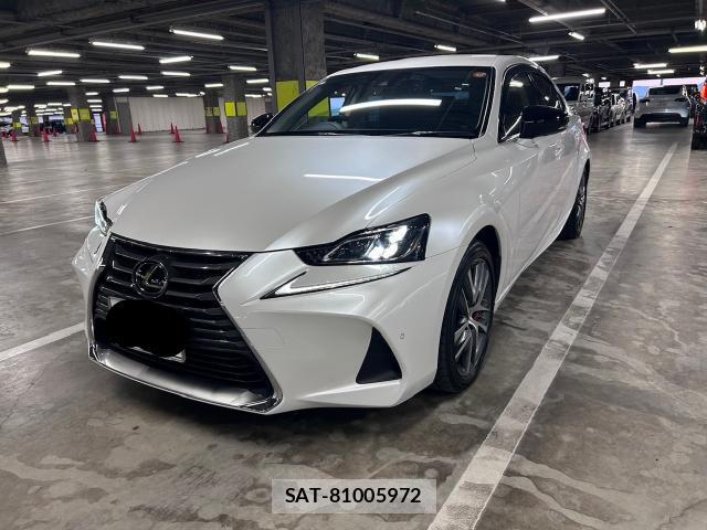 Lexus IS 2018-02 8284787-6